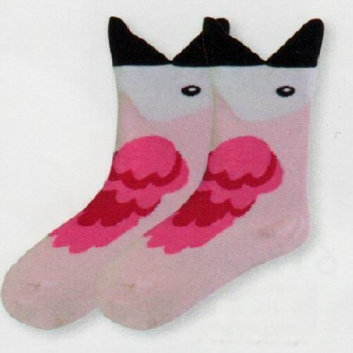 K Bell Kids Wide Mouth Flamingo Sock, has a Black Beak is the Wide Mouth Cuff. A White Face and Black Eye, the Flamingo is mostly Light Salmon Pink, the Wings are Flamingo Pink and Rose Red.